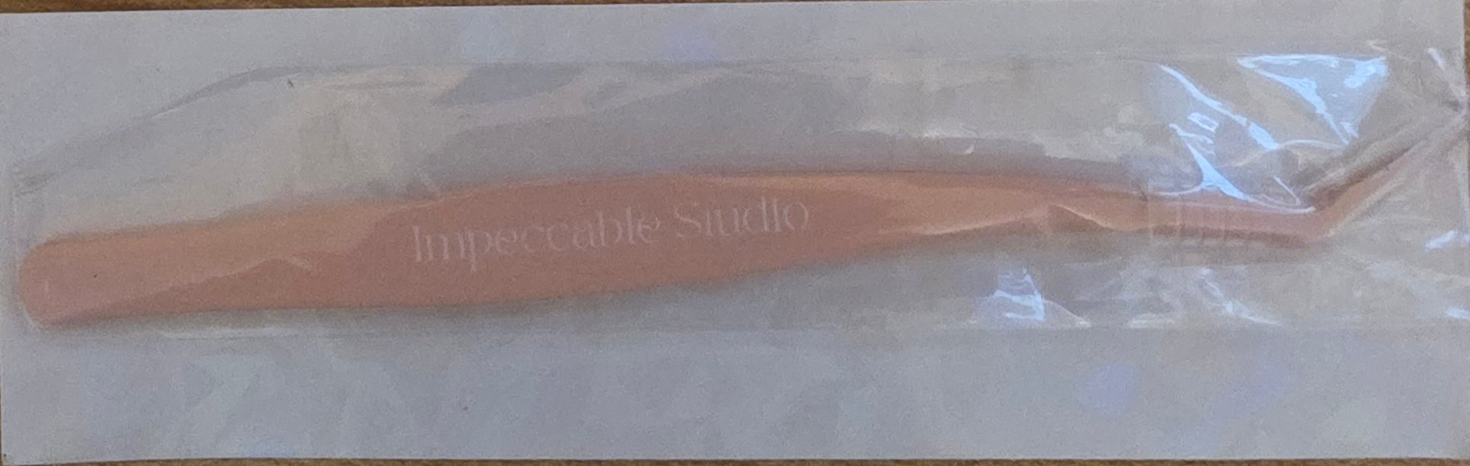 IMPECCABLE PRO LASH APPLICATOR